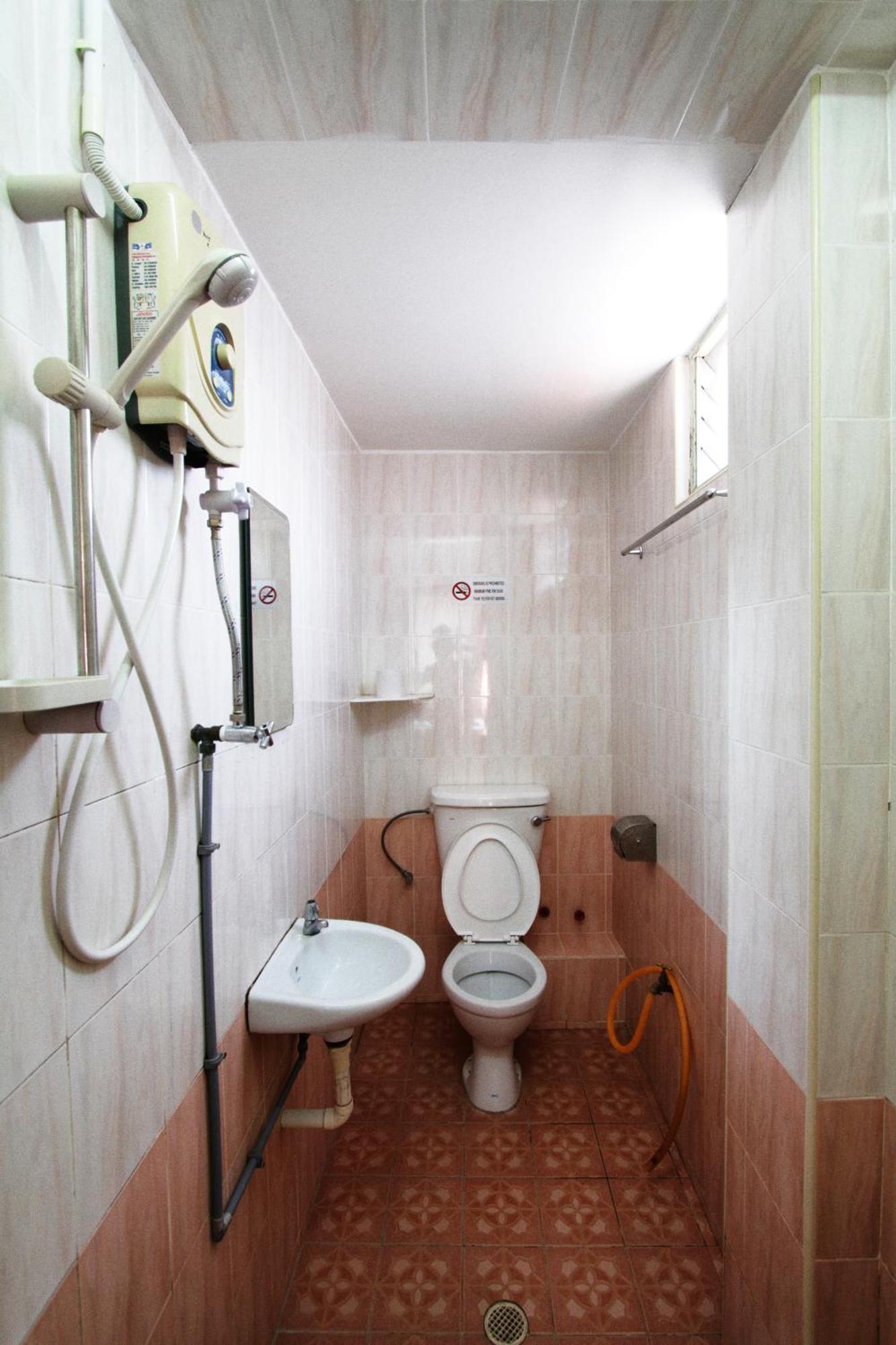 Broadway Budget Hotel جورج تاون الغرفة الصورة